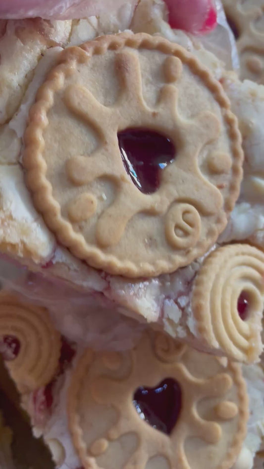 Jammie Dodger Blondie